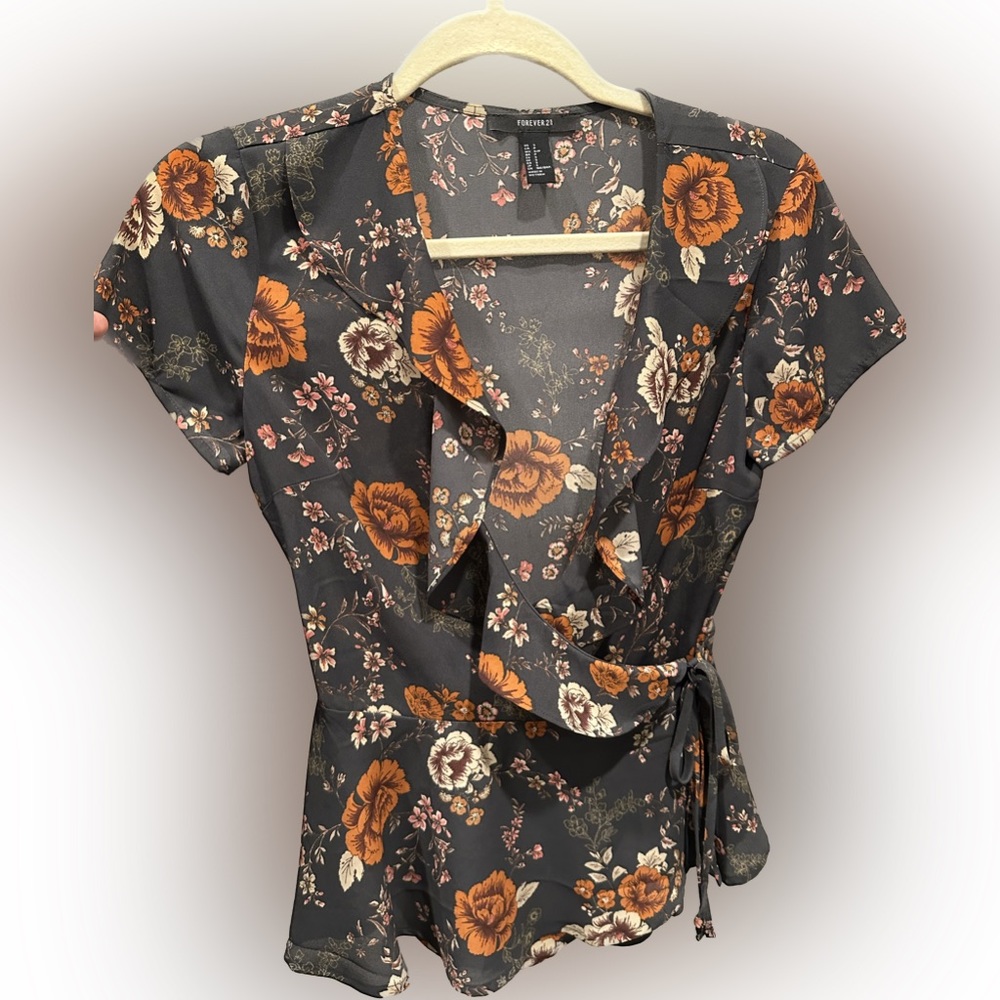 Forever 21 Floral Blouse Size S
